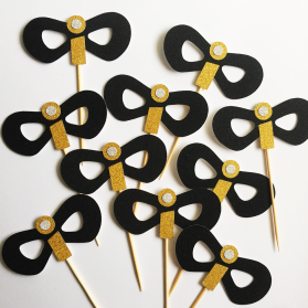http://www.littlegift.com.au/1729-thickbox/incredibles-cupcake-topper.jpg
